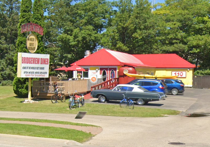 Bridgeview Motel (Bridgeview Diner, Bridge View Motel) - From Web Listing (newer photo)